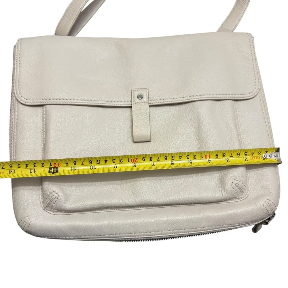 Levenger white leather messenger briefcase laptop bag
